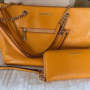 Michael Kors Orange Tote and Wallet Set